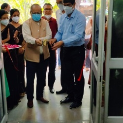 COVID Vaccination Centre opened at WUS Health Centre (South Campus)