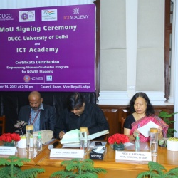 MOU Signing and Certificate Distribution of Skill Course undertaken by NCWEB students of Delhi University (September 14, 2022)